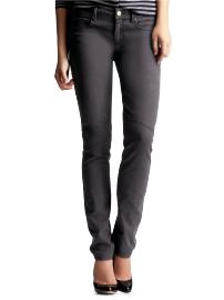 I neglected to take a photo of the jeans I actually bought, so here's a pic from Gap's Web site