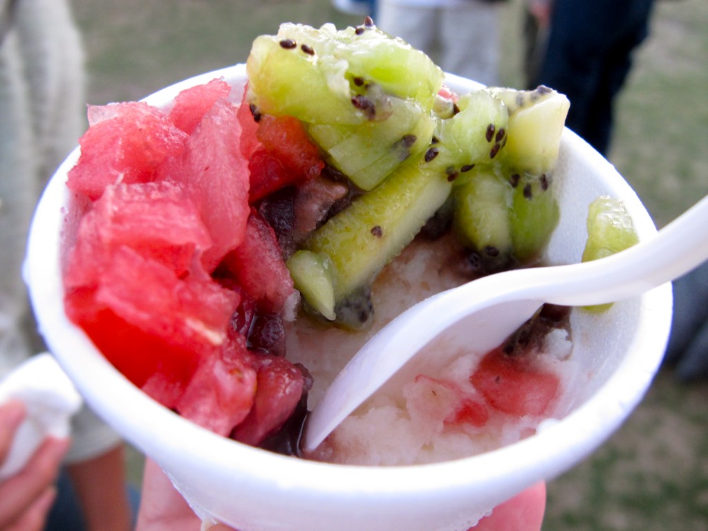 Shaved ice with azuki beans, watermelon and kiwi by IOTA