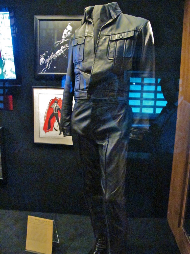 1968 Comeback Special leather suit